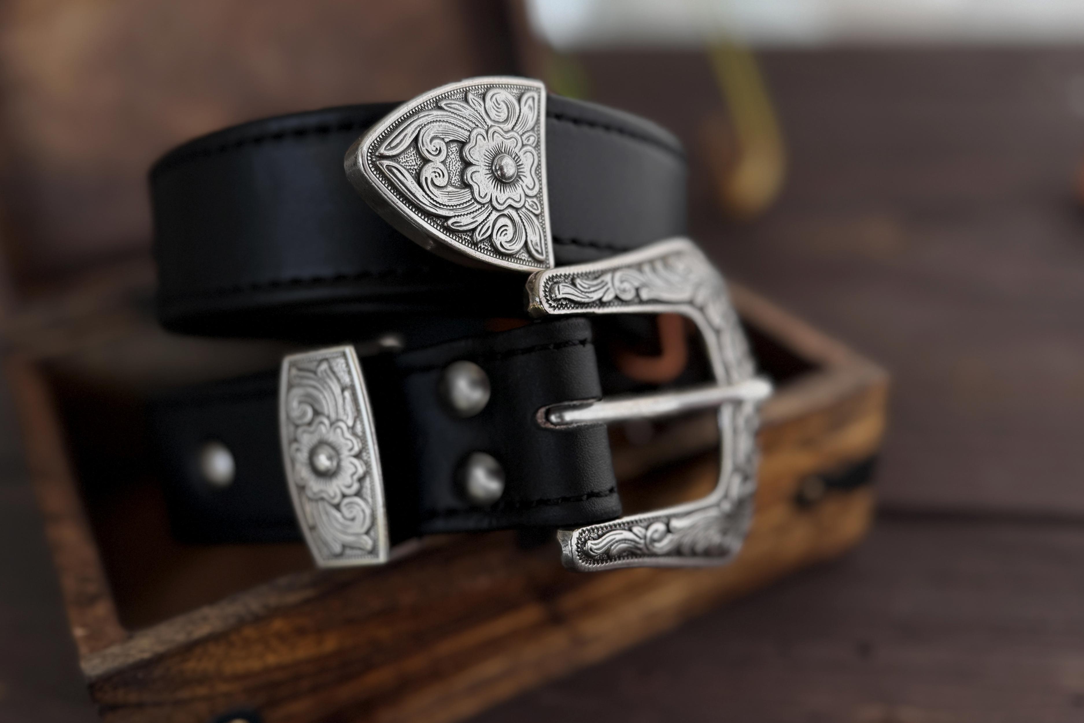 Blackthorn Belt - The Desperado