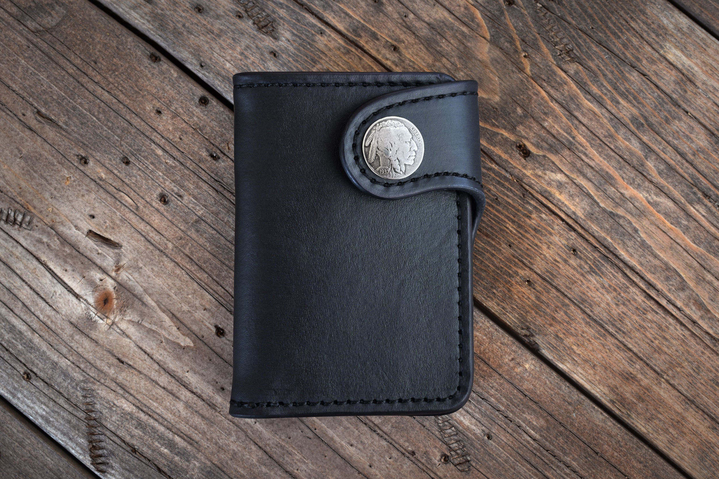 THE GALWAY: Vertical Snap Wallet - Buffalo Nickel Concho