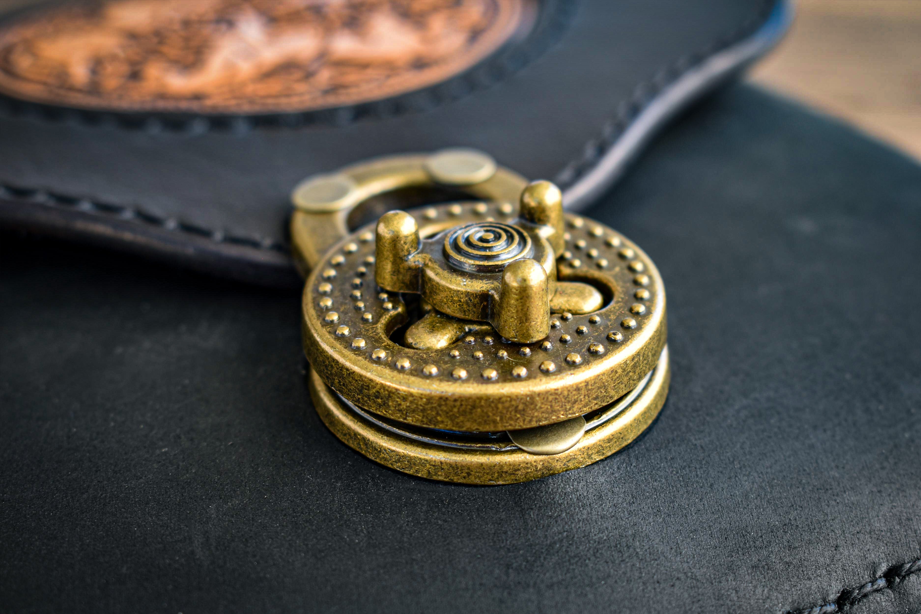 THE BRIGID - Crossbody Bag w/Celtic Horses