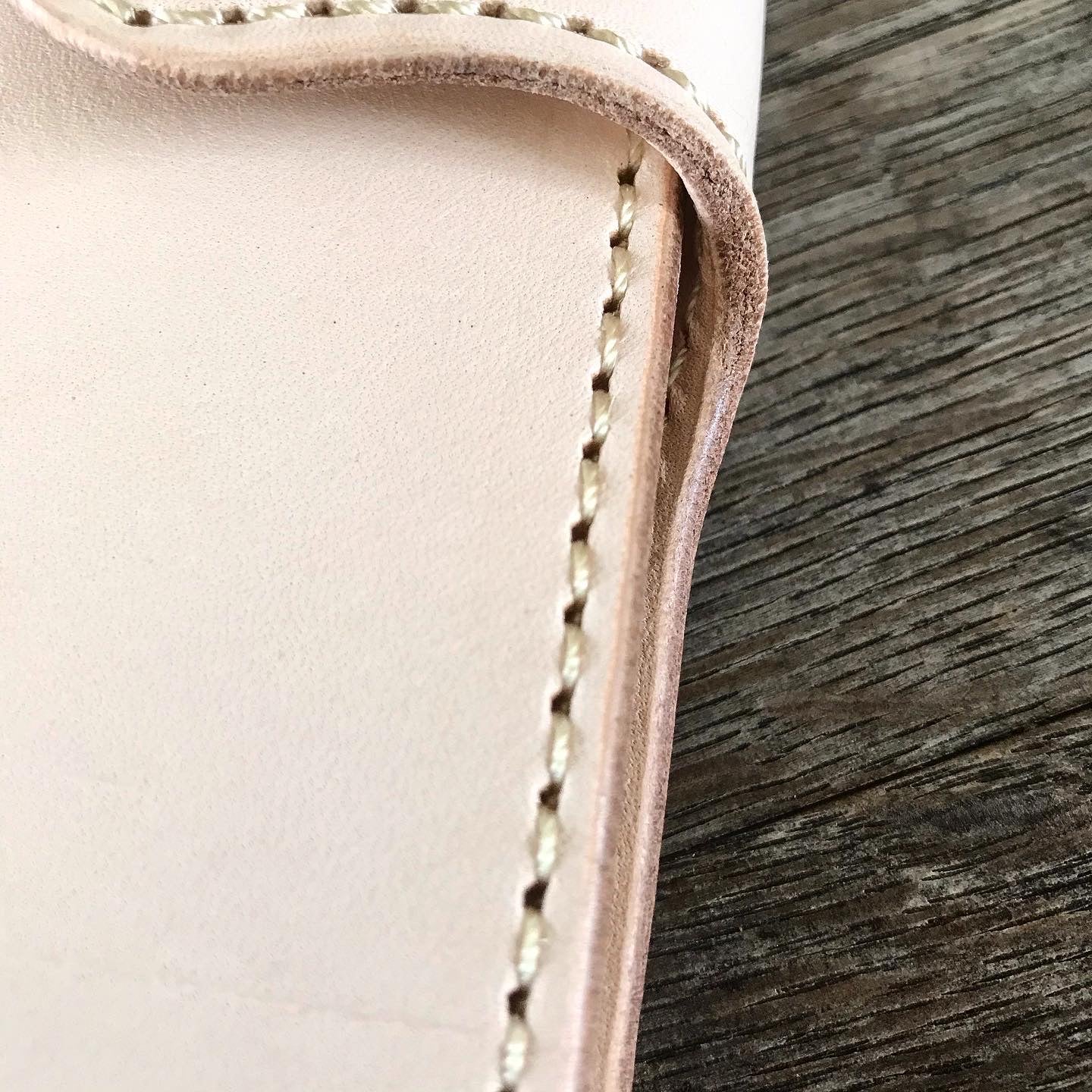 THE GALWAY: Natural Veg Tan Vertical Snap Wallet - Indian Head Buffalo Nickel