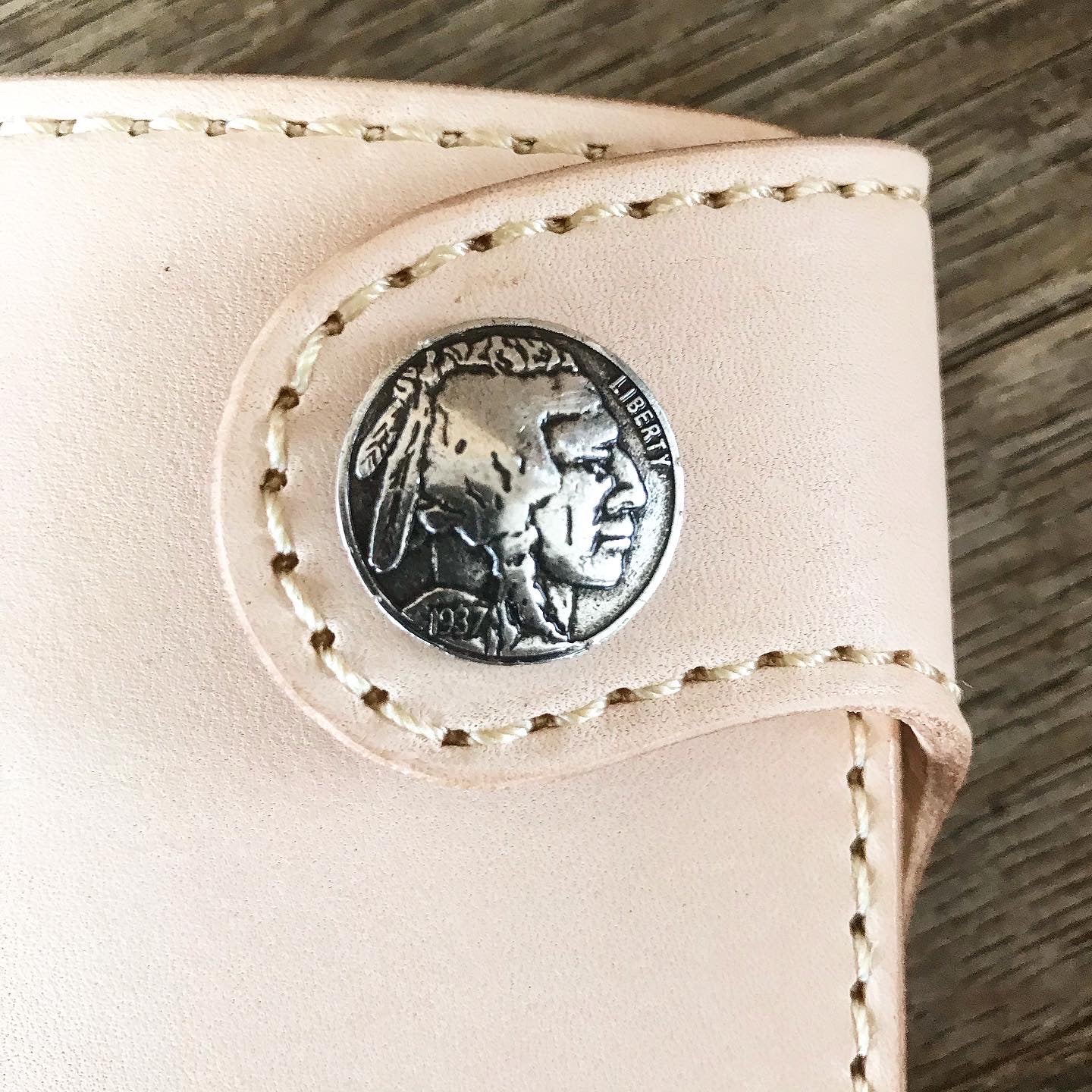 THE GALWAY: Natural Veg Tan Vertical Snap Wallet - Indian Head Buffalo Nickel