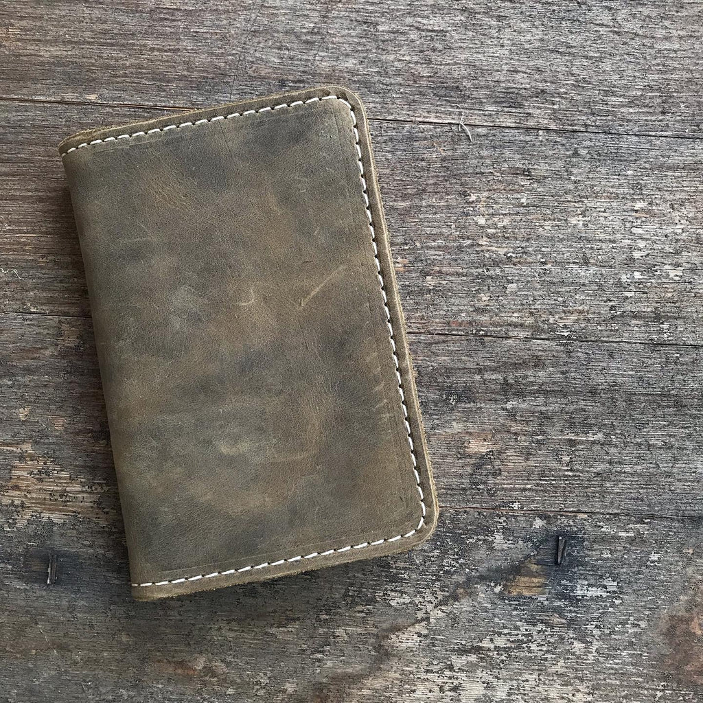 Dakota Leather Field Notes Cover & Passport Travel Wallet, Passport Emboss | Chestnut Brown
