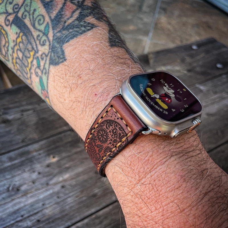Apple Watch Strap Sugar Skulls Blackthorn Leather