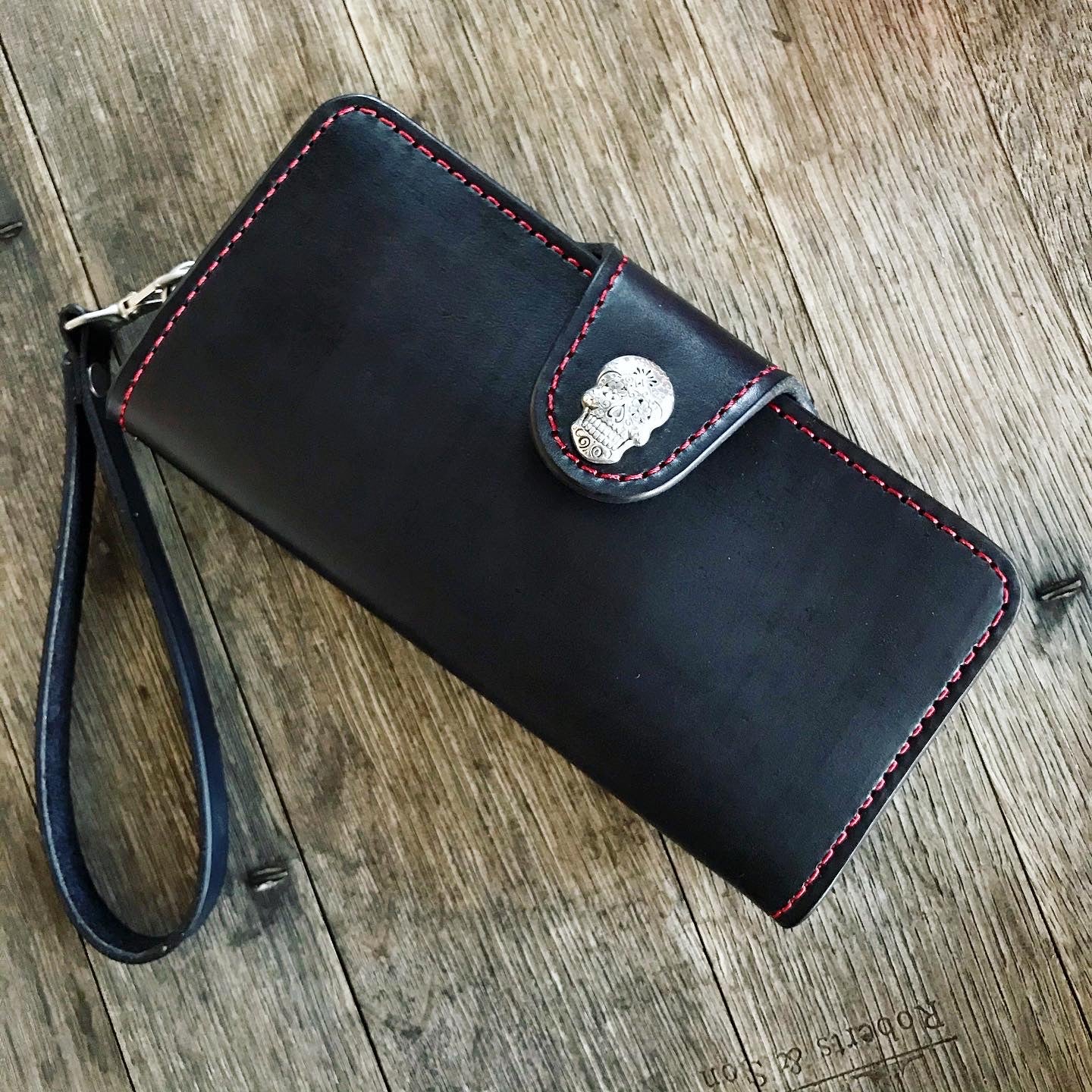 Sugar Skull Large Clutch Wallet with Wristlet - Black w/Sugar Skull liner